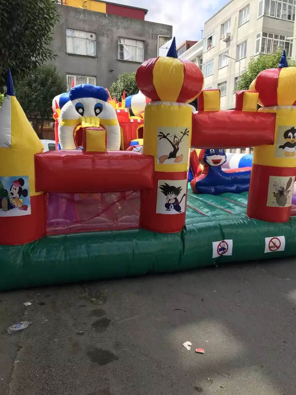 Inflatable Play Parks